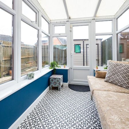 Airstays Apartment Wythenshawe Kültér fotó